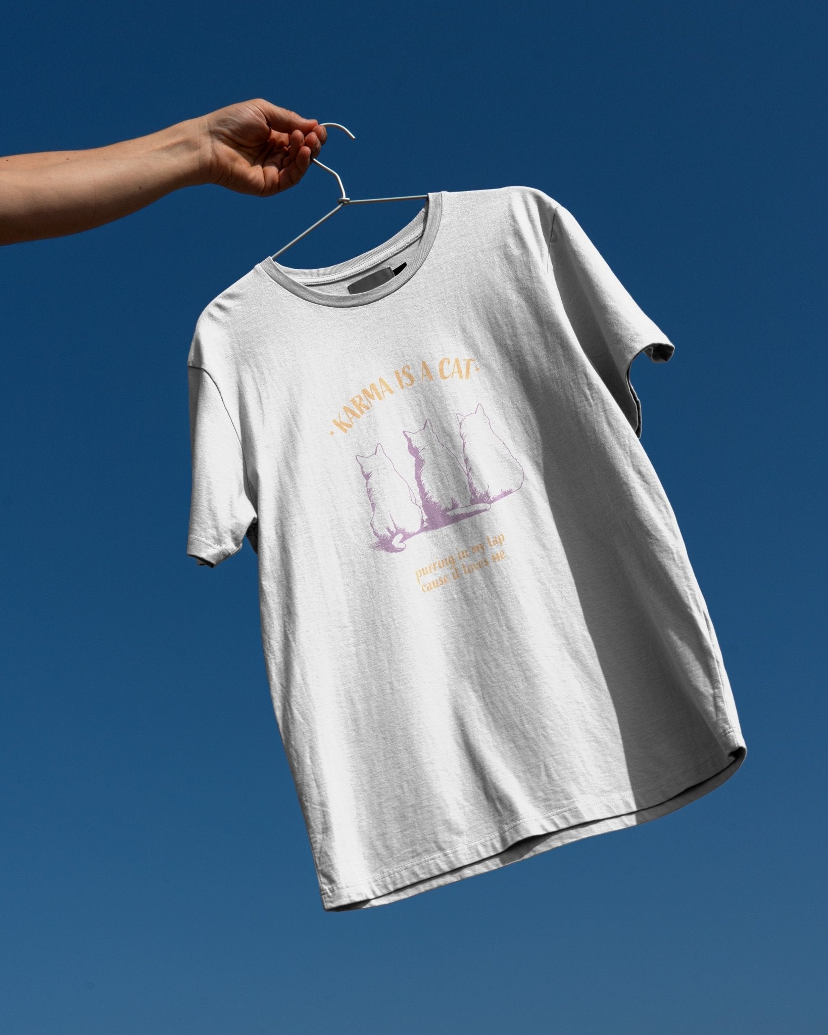 Karma is a cat | T-shirt - Behind the Mall